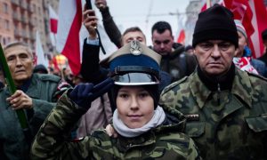 Függetlenség-napi felvonulás Varsóban